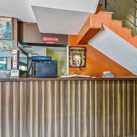 Oyo Hotel Samarth Lodge Solapur Exterior photo