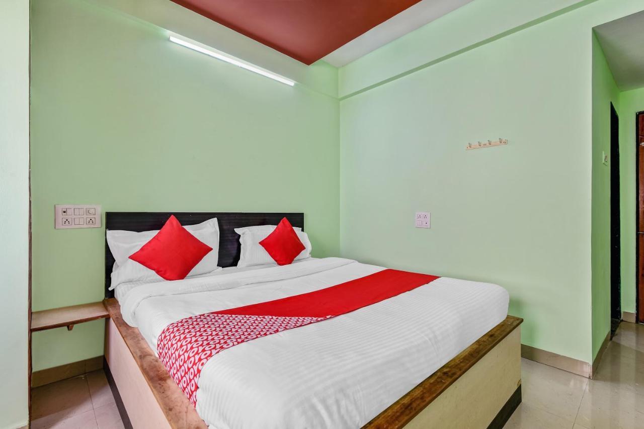 Oyo Hotel Samarth Lodge Solapur Exterior photo