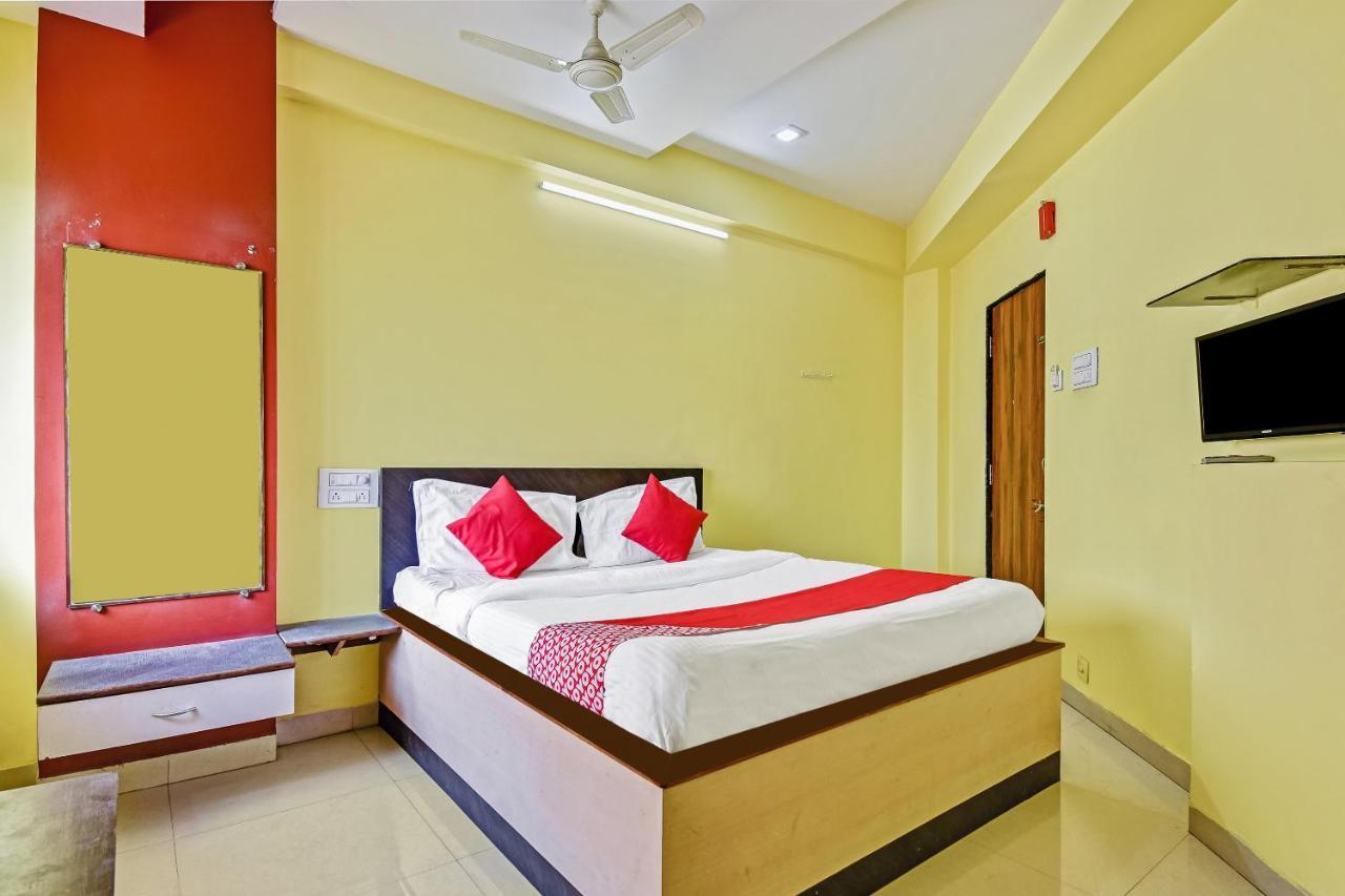 Oyo Hotel Samarth Lodge Solapur Exterior photo